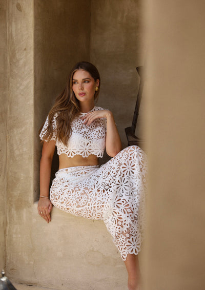 Crochet Short Sleeve Crop Top in White