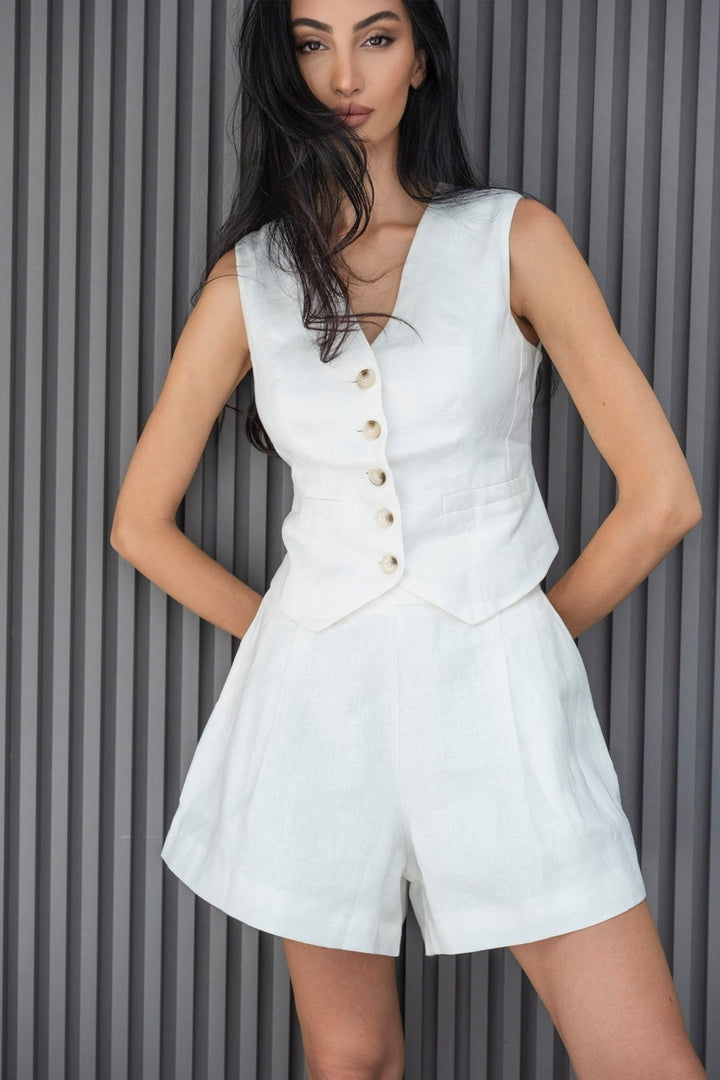 Monte Carlo Linen Tailored Shorts - www.melissaphair.com