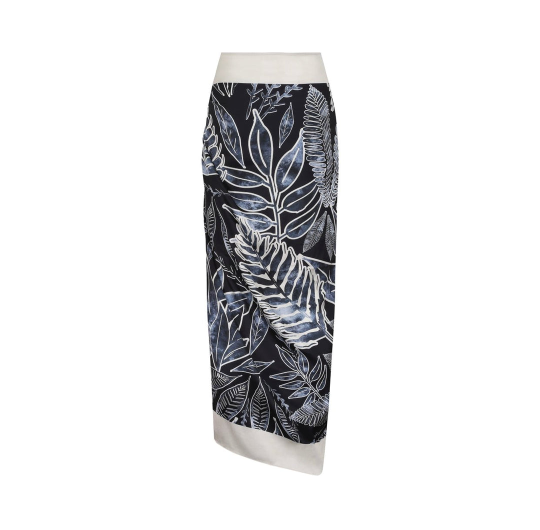 Selene Sarong | Signature Print - www.melissaphair.com